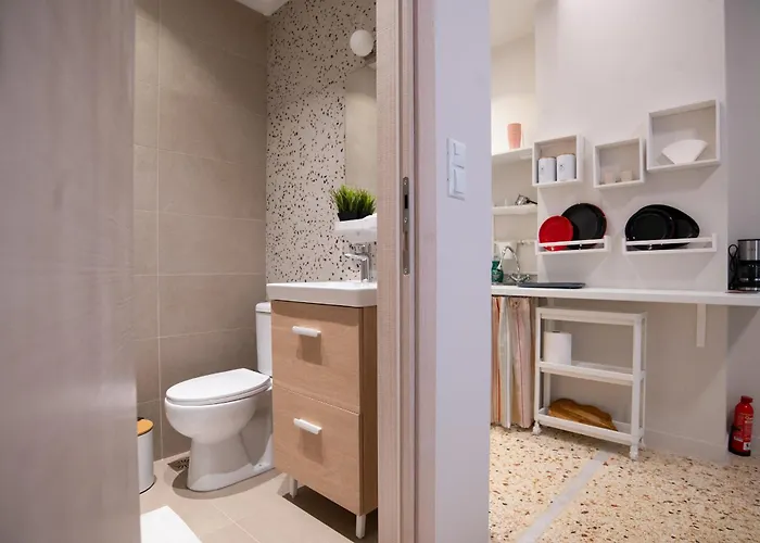 Chic Seaside Walk To Metro By Laonikos Apartamento *