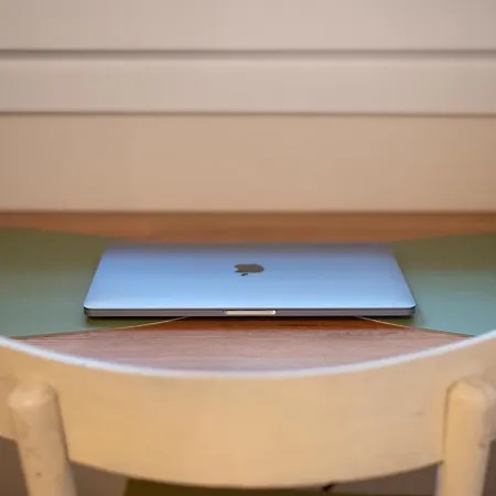 Chic Seaside Walk To Metro By Laonikos