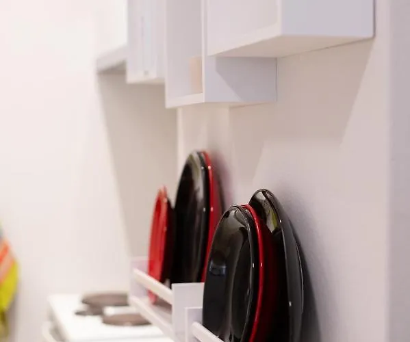 公寓 Chic Seaside Walk To Metro By Laonikos