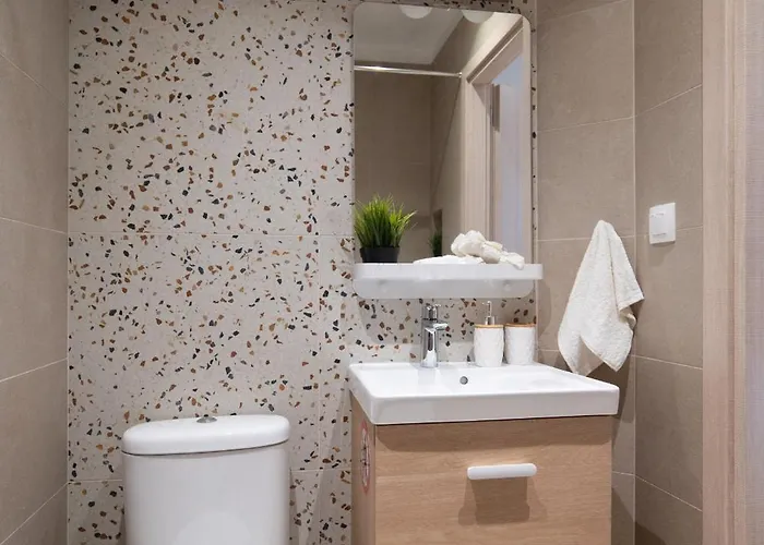 Chic Seaside Walk To Metro By Laonikos * 塞萨洛尼基